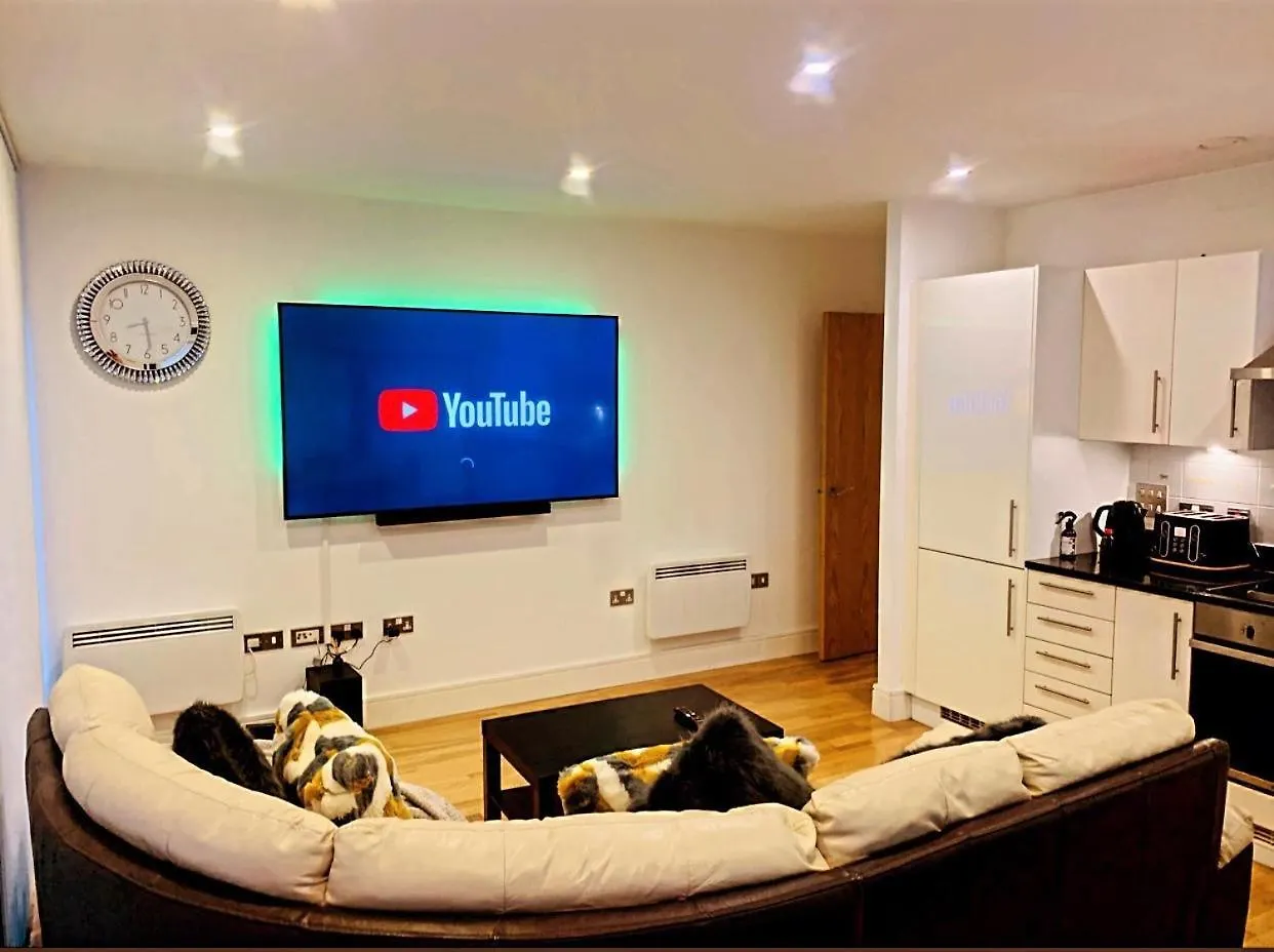 Ba Luxury Apartment London